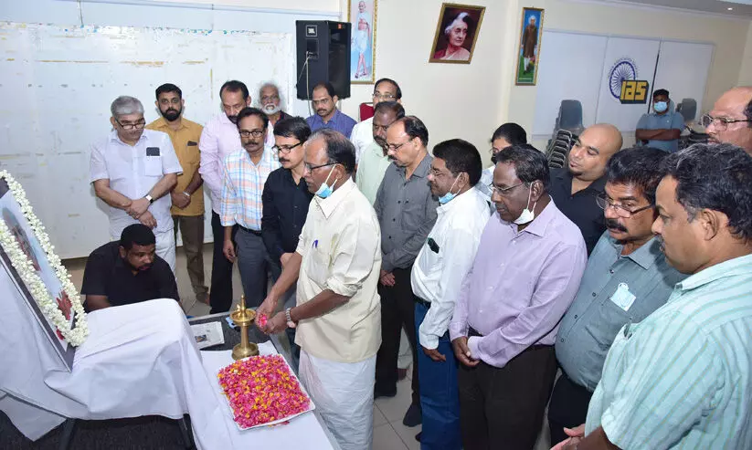 ഒ.​കെ. കു​റു​പ്പ് അ​നു​ശോ​ച​നം