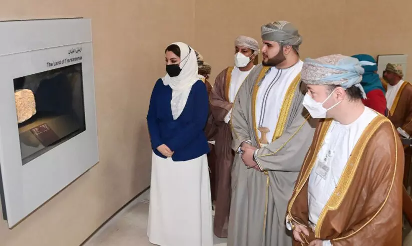 സുൽത്താൻ ഖാബൂസ്​ കോർണർ പ്രദർശനത്തിന്​ തുടക്കം