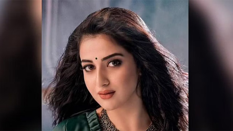 ഷഹാനയുടെ മരണം: പറമ്പിൽ ബസാറിലെ വീട്ടിൽ ശാസ്ത്രീയ പരിശോധന ഷഹാനയുടെ മരണം: പറമ്പിൽ ബസാറിലെ വീട്ടിൽ ശാസ്ത്രീയ പരിശോധന