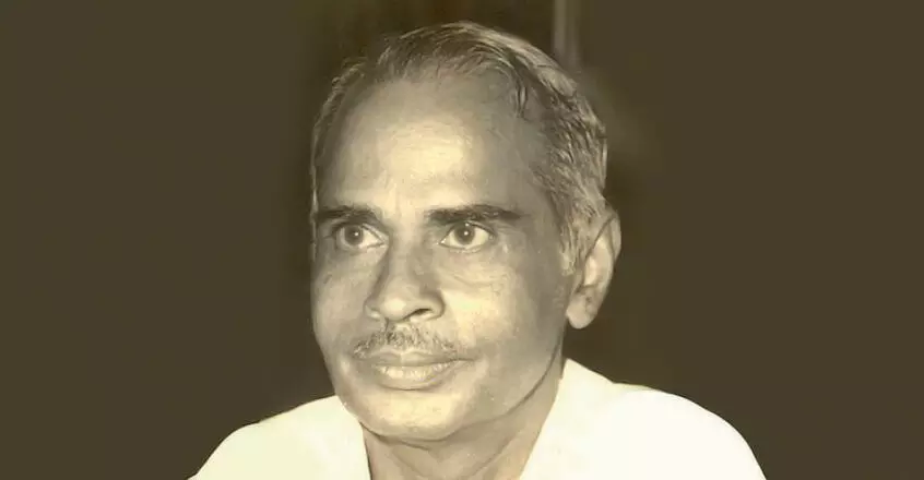 വൈലോപ്പിള്ളിയുടെജ​ല​സേ​ച​നം എ​ന്ന അ​റി​യ​പ്പെ​ടാ​ത്ത ക​വി​ത വി​ശ​ക​ല​നം​ ചെ​യ്യു​ന്നു