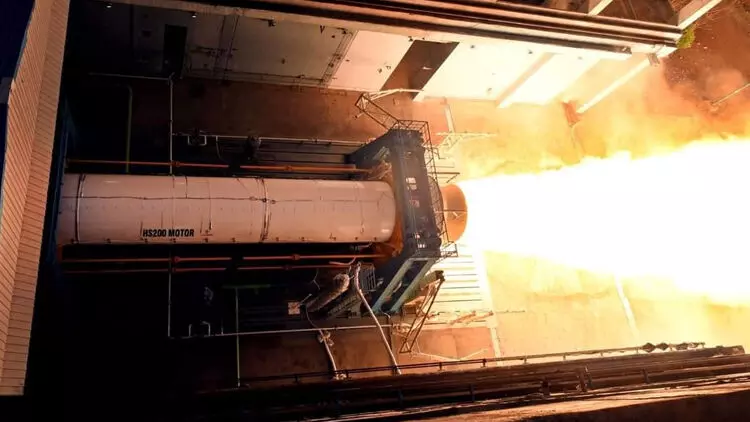 ഗഗൻയാൻ ദൗത്യം; റോക്കറ്റ് ബൂസ്റ്റർ വിജയകരമായി പരീക്ഷിച്ചു