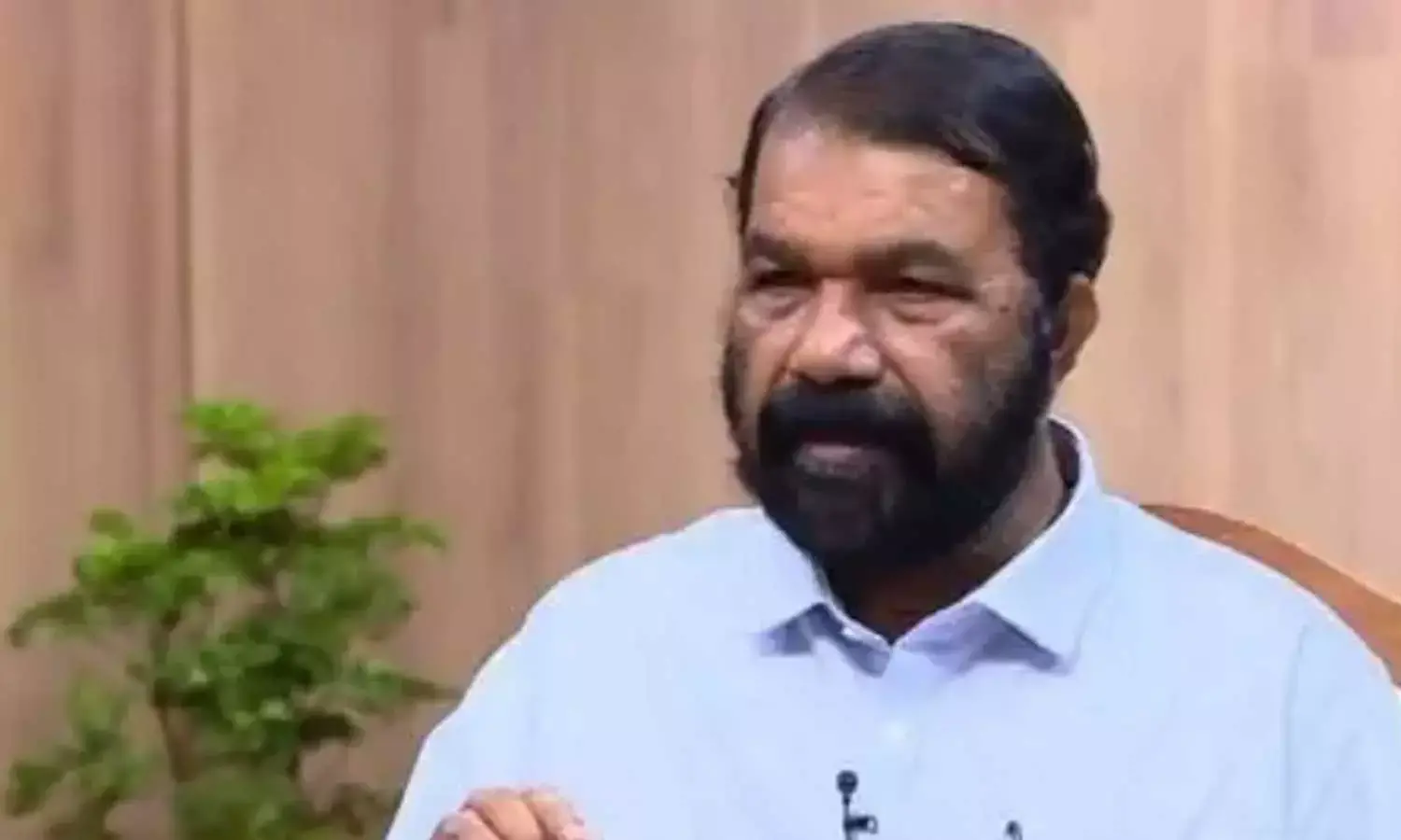 വിദ്യാർഥികളെ പീഡിപ്പിച്ച കേസിൽ അധ്യാപകൻ കെ.വി ശശികുമാറിനെതിരെ നടപടിയെന്ന് മന്ത്രി