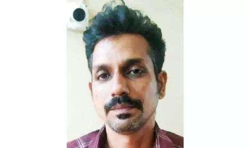 പൊലീസുകാരെ ആക്രമിച്ച കേസിലെ പ്രതി പിടിയിൽ പൊലീസുകാരെ ആക്രമിച്ച കേസിലെ പ്രതി പിടിയിൽ