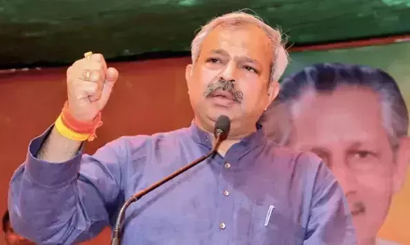 എ.എ.പി-ബി.ജെ.പി പോര് മുറുകുന്നു; ബി.ജെ.പി അധ്യക്ഷന്‍റെ കയ്യേറ്റം നാളെ 11 മണിക്കുള്ളിൽ ഒഴിയണമെന്ന് എ.എ.പി