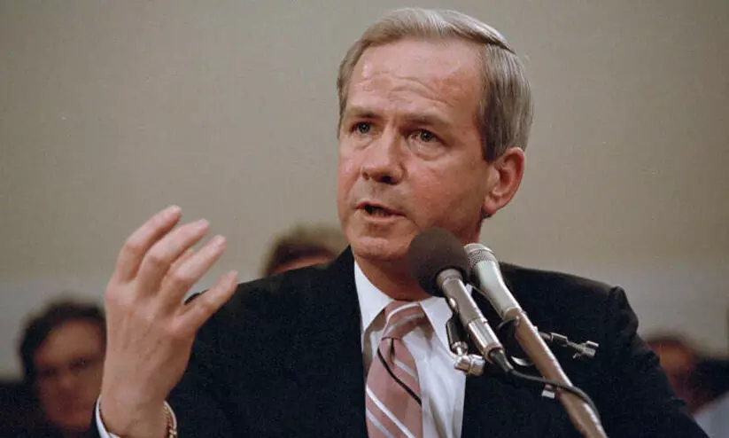 റോബർട്ട് സി മക്ഫാർലെയ്ൻ അന്തരിച്ചു റോബർട്ട് സി മക്ഫാർലെയ്ൻ അന്തരിച്ചു