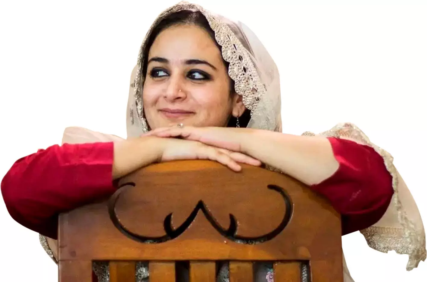 ദുരിതത്തിന്റെ, ഭരണകൂട ഭീകരതയുടെ, വേദനയുടെ   കഥകൾ പതിഞ്ഞ സന്നയുടെ കാമറ