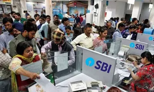 ബാങ്ക് ജീവനക്കാരന്‍റെ അബദ്ധം, 15 പേരുടെ അക്കൗണ്ടിൽ ക്രെഡിറ്റായത് ഒന്നരക്കോടി രൂപ; മോദി തന്ന പണമെന്ന് കരുതി ഒരാൾ