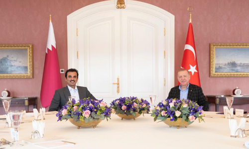 തു​ർ​ക്കി​യി​ൽ അ​മീ​ർ- ഉ​ർ​ദു​ഗാ​ൻ കൂ​ടി​ക്കാ​ഴ്ച