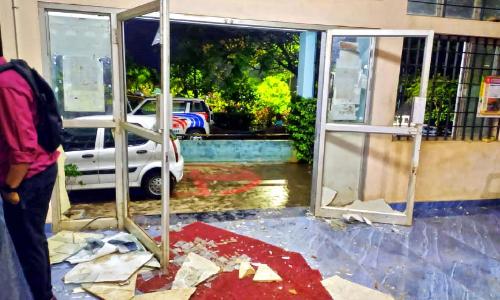 എൻജിനീയറിങ് കോളജിൽ വിദ്യാർഥികളുടെ കൂട്ടത്തല്ല്; 12 വിദ്യാർഥികൾക്ക് പരിക്ക്, കോളജ് അടച്ചു