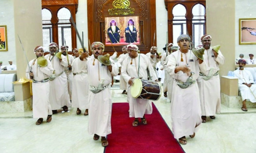 നിസ്​വയിൽ പൊതുമജ്​ലിസ്​ നാടിന്​ സമർപ്പിച്ചു