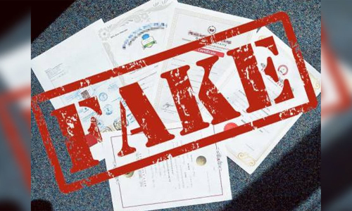 യോഗ്യതയില്ലാത്തവരും നഴ്സ്; റാക്കറ്റ് സജീവം