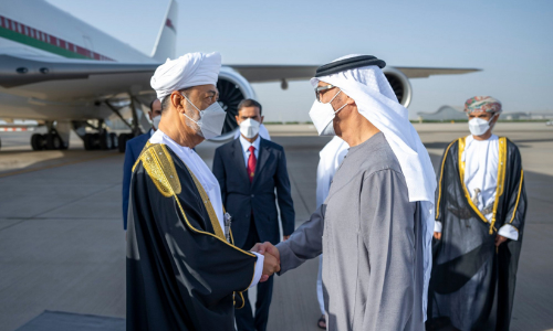 ശൈഖ്​ ഖലീഫ ബിൻ സായിദിന്‍റെ വിയോഗം: അനുശോചനവുമായി​ ​ സുൽത്താൻ യു.എ.ഇയിൽ