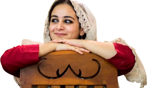 ദുരിതത്തിന്റെ, ഭരണകൂട ഭീകരതയുടെ, വേദനയുടെ   കഥകൾ പതിഞ്ഞ സന്നയുടെ കാമറ