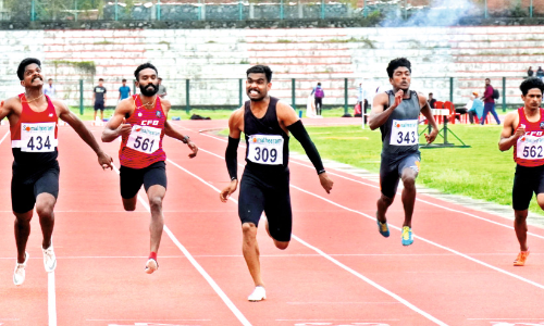 സംസ്ഥാന സീനിയർ അത്‍ലറ്റിക്സ് ചാമ്പ്യൻഷിപ്പിൽ മലപ്പുറത്തിന് ആദ്യദിനം രണ്ട് സ്വർണം