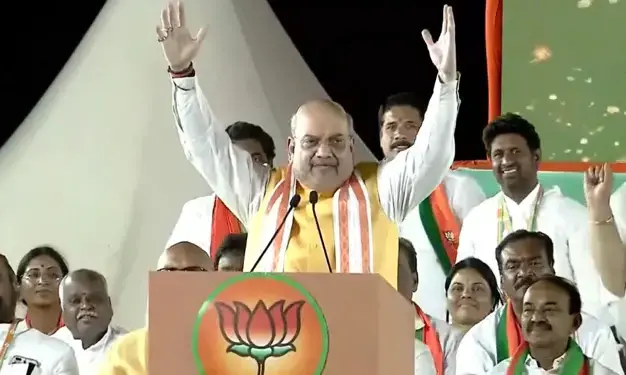 തന്ത്രജ്ഞർ പറയുന്നു, അദ്ദേഹം തോൽക്കുമെന്ന്; കെ. ചന്ദ്രശേഖർ റാവുവിനെതിരെ അമിത് ഷാ