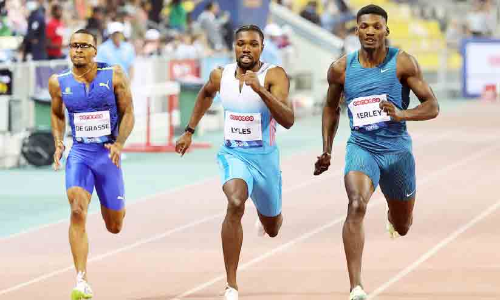 വീ​ശി​യ​ടി​ച്ച്​ ലെ​യ്​​ൽ​സ്​; താ​ര​മാ​യി സാ​ങ്​