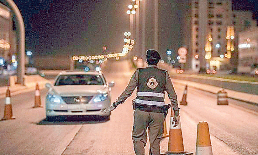 ഒരാഴ്ചക്കിടെ 10,850 വിദേശ നിയമലംഘകർ അറസ്റ്റിൽ ഒരാഴ്ചക്കിടെ 10,850 വിദേശ നിയമലംഘകർ അറസ്റ്റിൽ