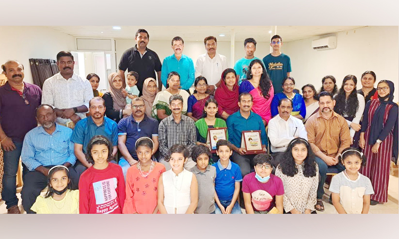 സൂർ മലയാളം മിഷൻ യാത്രയയപ്പ് നൽകി സൂർ മലയാളം മിഷൻ യാത്രയയപ്പ് നൽകി