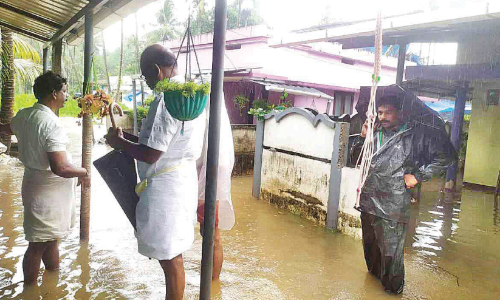കനത്ത മഴ: തൃശൂരിൽ തീരദേശം വെള്ളക്കെട്ടിൽ, രണ്ട് ദുരിതാശ്വാസ ക്യാമ്പുകൾ തുറന്നു