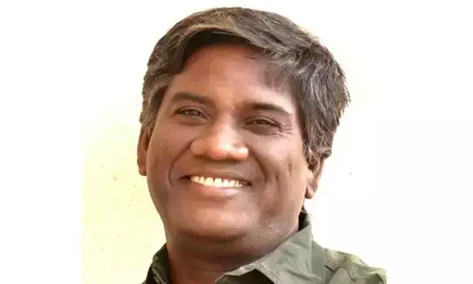 അറസ്റ്റിലായ ഐ.എ.എസ് ഓഫീസർക്കൊപ്പമുള്ള അമിത് ഷായുടെ ചിത്രം പോസ്റ്റ് ചെയ്തു; സംവിധായകനെതിരെ കേസ്