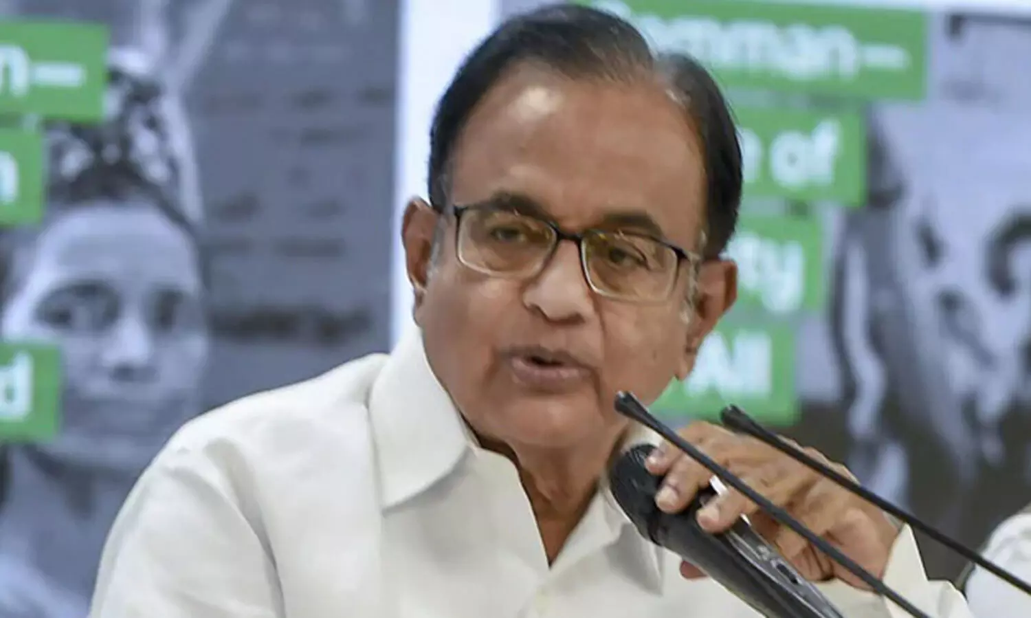 ഒന്നും കണ്ടെത്താനായില്ല; സി.ബി.ഐ പരിശോധനയെ ചോദ്യം ചെയ്ത് പി ചിദംബരം