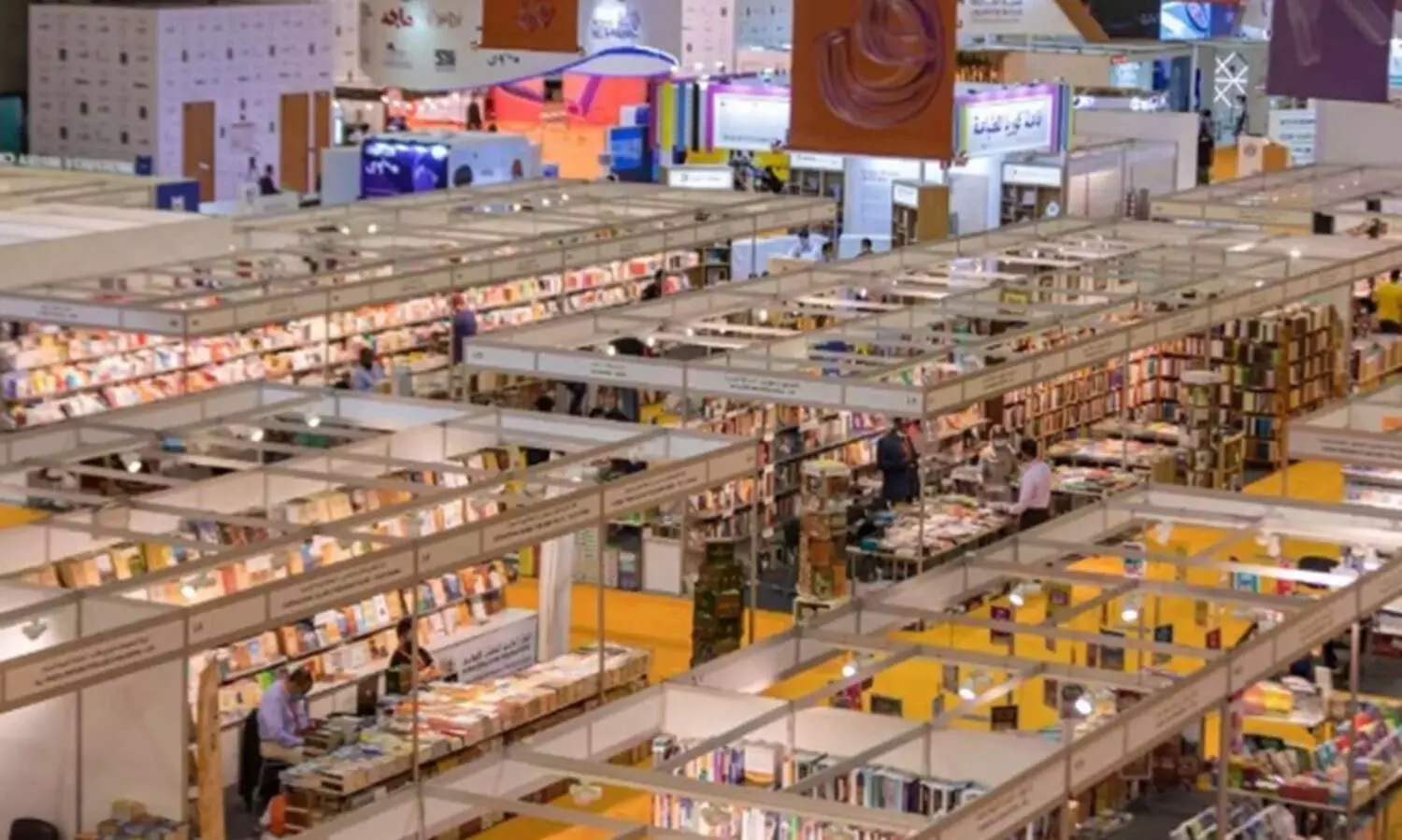 വായനോത്സവം: 25 ലക്ഷം ദിർഹമിന്‍റെ പുസ്തകങ്ങൾ വാങ്ങാൻ ശൈഖ് സുൽത്താന്‍റെ നിർദേശം