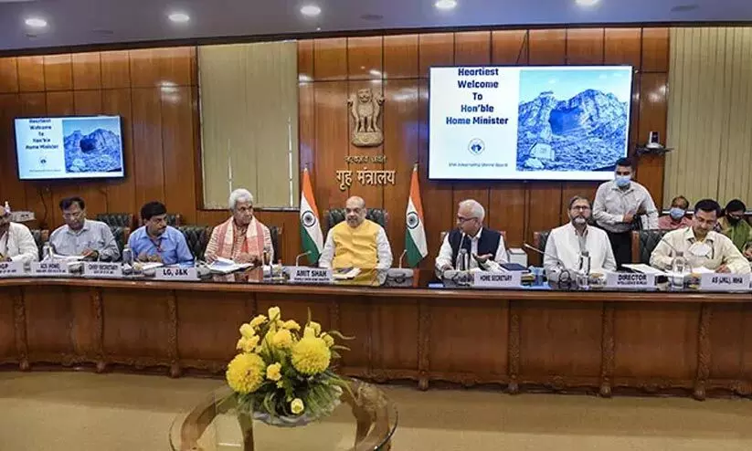 കശ്മീർ: അമിത് ഷായുടെ നേതൃത്വത്തിൽ ഉന്നതതല യോഗം കശ്മീർ: അമിത് ഷായുടെ നേതൃത്വത്തിൽ ഉന്നതതല യോഗം