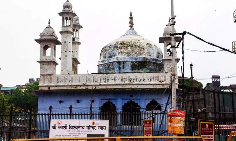 ഗ്യാന്‍വാപി മസ്ജിദ് കേസ്: ആരാണ് ഹരജി നൽകിയ അഞ്ച് സ്ത്രീകൾ?