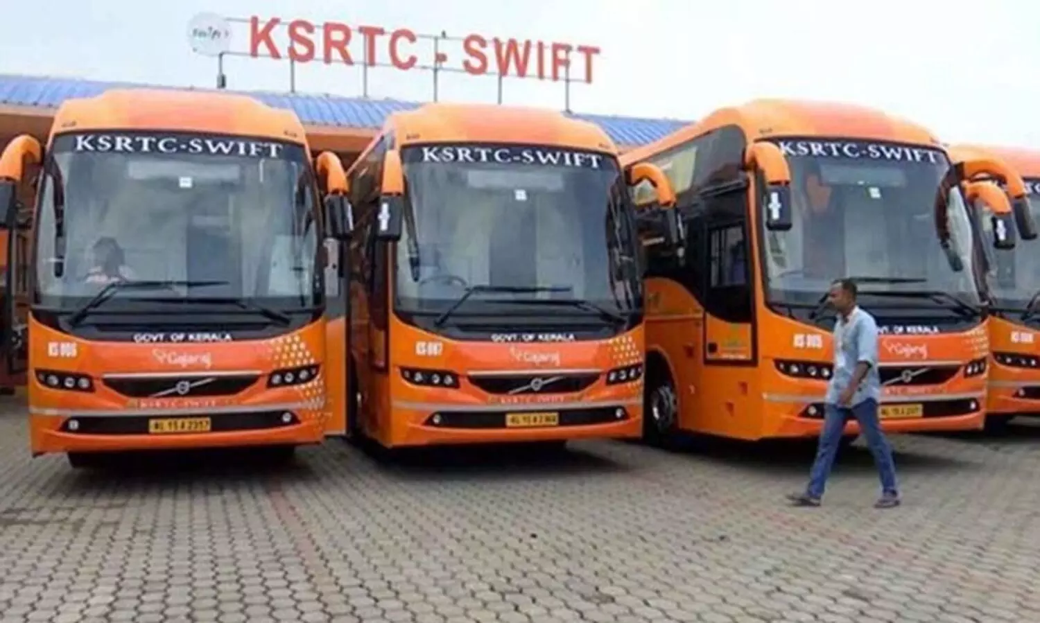 ഓർഡിനറികളും സ്വിഫ്റ്റിന് കീഴിലേക്ക്