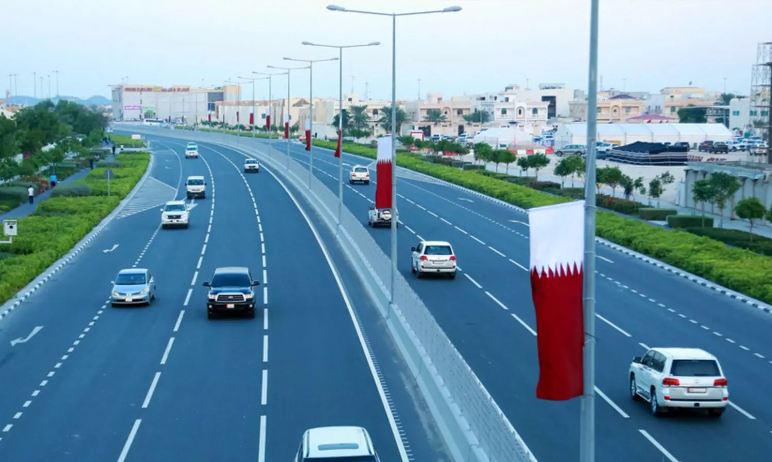 Qatar fast lane road