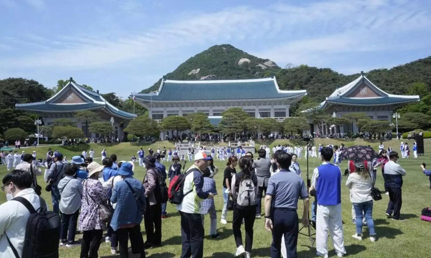 ഇനി ബ്ലൂ ഹൗസ് ജനങ്ങൾക്ക് സന്ദർശിക്കാം