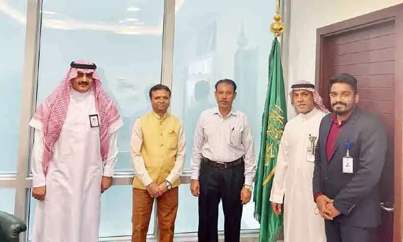 ഇഖാമ കാലാവധി കഴിഞ്ഞവർക്കും ഹുറൂബുകാർക്കും എക്സിറ്റ് ലളിതമാക്കി ഇഖാമ കാലാവധി കഴിഞ്ഞവർക്കും ഹുറൂബുകാർക്കും എക്സിറ്റ് ലളിതമാക്കി