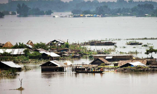 അസമിലെ വെള്ളപ്പൊക്കം; 26 ജില്ലകളിലായി 4 ലക്ഷത്തിലധികം ആളുകൾ ദുരിതത്തിലെന്ന്  ചീഫ് സെക്രട്ടറി