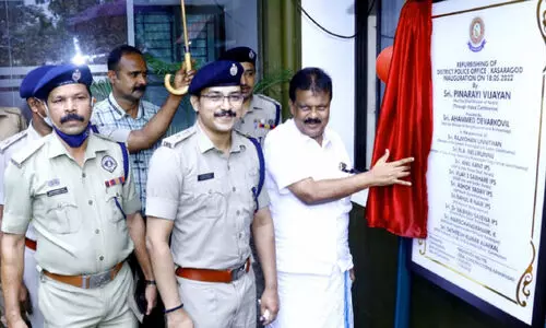 വെള്ളരിക്കുണ്ട് പൊലീസ് സ്റ്റേഷന് ഇനി ശിശുസൗഹൃദം വെള്ളരിക്കുണ്ട് പൊലീസ് സ്റ്റേഷന് ഇനി ശിശുസൗഹൃദം