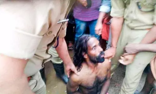 മാരകായുധവുമായി ഭീകരാന്തരീക്ഷമുണ്ടാക്കിയ യുവാവ് പിടിയിൽ