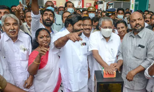 കെ.പി.പി.എല്ലിനെ പേപ്പര്‍ വ്യവസായരംഗത്തെ മുന്‍നിര കമ്പനിയാക്കും -മുഖ്യമന്ത്രി