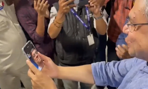 5ജി നെറ്റ്‌വർക്കിൽ നിന്ന് വിഡിയോ കോൾ ചെയ്ത് അശ്വിനി വൈഷ്ണവ് VIDEO