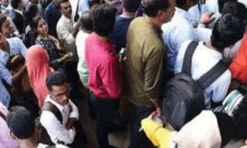 ചെറിയ ശമ്പളത്തിൽ ജോലിക്കെത്തുന്ന അഭ്യസ്തവിദ്യർ വർധിച്ചു