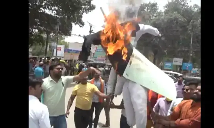 മുന്നറിയിപ്പ് കണ്ട് തിരുത്തിയില്ലെങ്കിൽ നേരിൽ കാണേണ്ടി വരും, ഗ്യാൻവാപി വിഷയത്തിൽ ഭീഷണിയുമായി ബജ്റംഗ് ദൾ