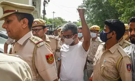 ഗ്യാൻവാപി വിഷയത്തില് ഫേസ്ബുക്ക് പോസ്റ്റ്; ഡൽഹി യൂനിവേഴ്സിറ്റി പ്രഫസർക്ക് ജാമ്യം ഗ്യാൻവാപി വിഷയത്തില് ഫേസ്ബുക്ക് പോസ്റ്റ്; ഡൽഹി യൂനിവേഴ്സിറ്റി പ്രഫസർക്ക് ജാമ്യം