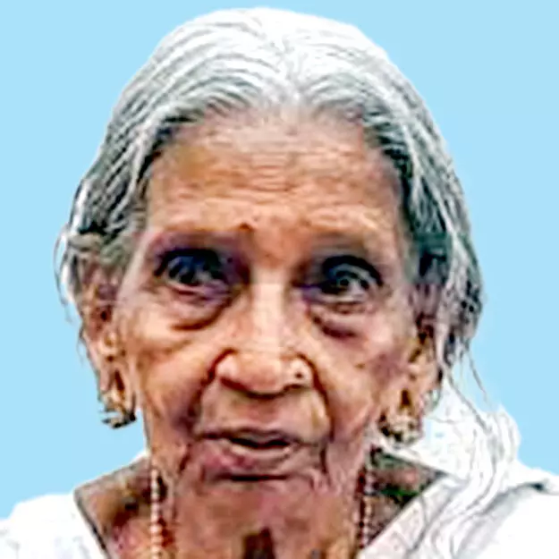 അ​മ്മു​ക്കു​ട്ടി