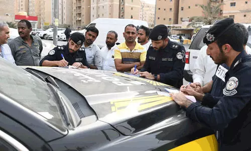 ജലീബിൽ ഗതാഗത പരിശോധന: രണ്ടു മണിക്കൂറിൽ കണ്ടെത്തിയത് 1020 ഗതാഗത നിയമലംഘനം