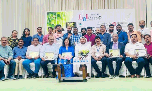 ബഹ്റൈന്‍ ലാല്‍കെയേഴ്സ് മോഹന്‍ലാലിന്‍റെ ജന്മദിനം ആഘോഷിച്ചു