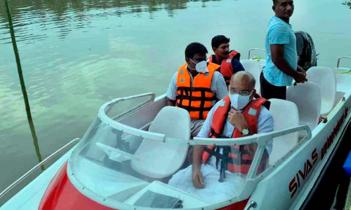 ടൂറിസം ലക്ഷ്യംവെച്ച് കണ്ടശ്ശാംകടവിൽ ബോട്ട് സർവിസ്