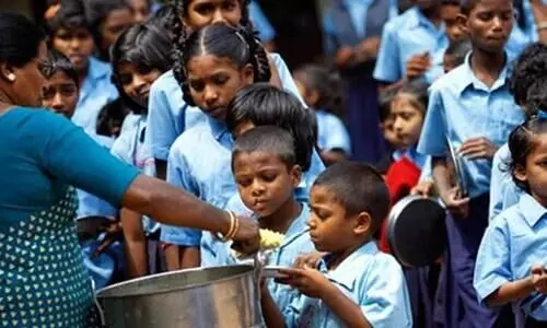 ദലിത് സ്ത്രീ തയാറാക്കിയ ഭക്ഷണം കഴിക്കാൻ വിസമ്മതിച്ച് വീണ്ടും സവർണ വിദ്യാർഥികൾ