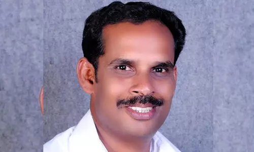 മുക്കുപണ്ട പണയ കേസിൽ കോൺഗ്രസ് നേതാവ്​ ബാബു പൊലുകുന്നത്ത് അറസ്റ്റിൽ