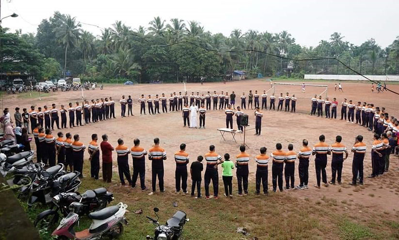 ഇത് നടക്കുന്ന കാര്യം ഇത് നടക്കുന്ന കാര്യം