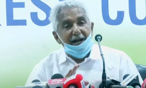 നികുതി കുറയ്ക്കാതെ സര്‍ക്കാര്‍ അസത്യം പ്രചരിപ്പിക്കുന്നു -ഉമ്മന്‍ ചാണ്ടി