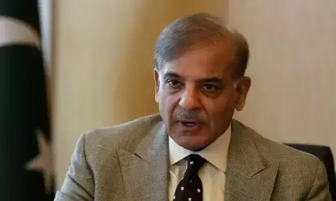 കള്ളപ്പണം വെളുപ്പിച്ച കേസ്; പാക് പ്രധാനമന്ത്രിയുടേയും മകന്‍റെയും ഇടക്കാല ജാമ്യം നീട്ടി കോടതി