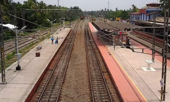 Railway double track